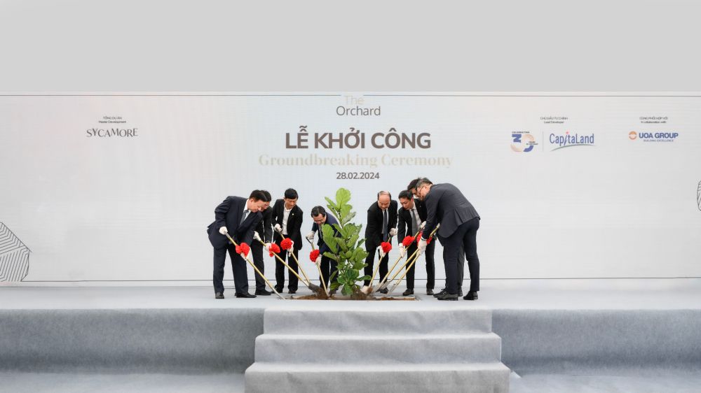 Các đại biểu tại lễ khởi công Sycamore, dự án nhà ở quy mô lớn đầu tiên của CapitaLand Development tại Việt Nam.
