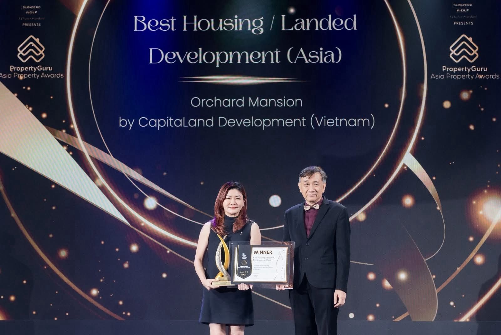 CapitaLand Development Vietnam nhận giải Best Sustainable Developer Asia tại PropertyGuru Asia Property Awards